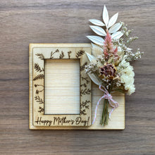 Load image into Gallery viewer, Happy Mothers Day Floral Frame