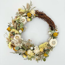 Load image into Gallery viewer, Dried Floral Wreath