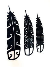 Load image into Gallery viewer, Huia Feathers - Set of Three