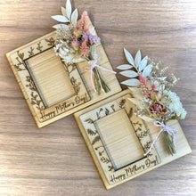 Load image into Gallery viewer, Happy Mothers Day Floral Frame